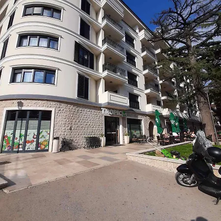 Centar Panorama Apartament *