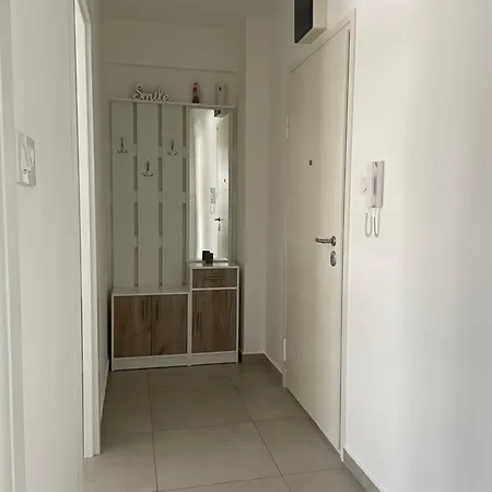 Centar Panorama Apartament *